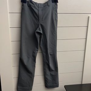 - Helly Hansen OBS snow pants